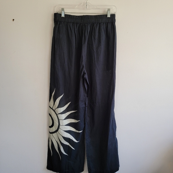 Haute Hippie Black Pants with Sunburst Boho Easy Fit Pockets - Picture 8 of 8